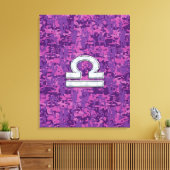 Libra Zodiac Symbol on Fuchsia Digital Camo Canvas Afdruk (Insitu (Woonkamer))