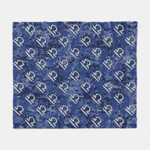 Libra Zodiac Symbol op Blue Digital Camo Fleece Deken