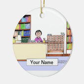 Librarian - Vrouw Keramisch Ornament (Links)