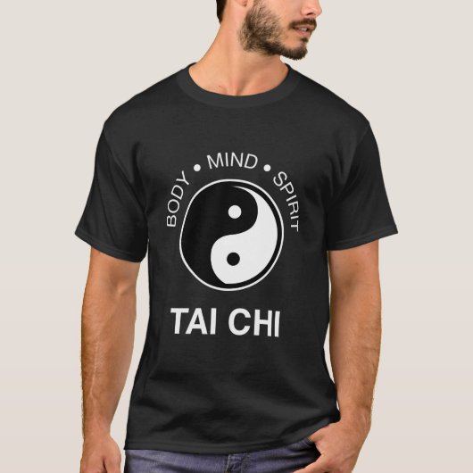 Lichaam Mind Spirit Yin Yang Symbool Tai Chi T-shirt (Voorkant)