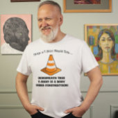 Lichaam onder constructie T-shirt