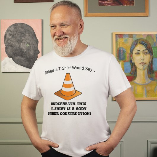 Lichaam onder constructie T-shirt