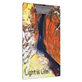 Licht aan het einde van een Crevasse aan de kust Klembord (Rechts)