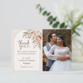 Licht Aarde Tone Rustieke Boho Bloemen Trouwfoto Bedankkaart (Staand voorkant)
