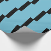Licht blauw en zwart gestreept omslagpapier cadeaupapier (Hoek)