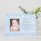 Licht Blauw Goud ONE 1e Verjaardag Foto Uitnodigin Kaart (Staand voorkant)
