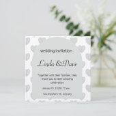 Licht Blauw Hart Patroon Huwelijksuitnodiging Kaart (Staand voorkant)