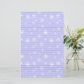 Licht blauw met sneeuwvlokken briefpapier (Staand voorkant)