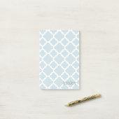 Licht Blauw Quatrefoil Patroon Persoonlijke naam Post-it® Notes (Op bureau)