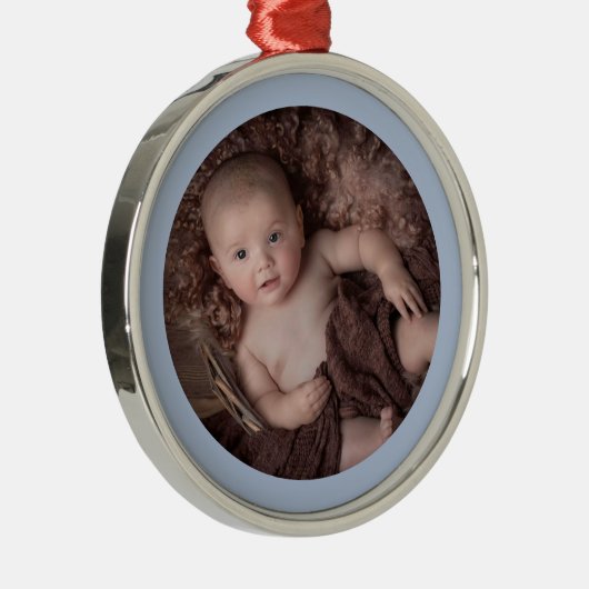 Licht blauw rand baby's eerste Kerstmis (jongen) Metalen Ornament (Rechts)