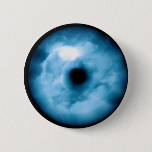 Licht blauw, troebel oog ronde button 5,7 cm