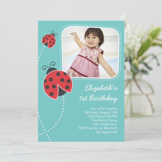 Licht Blauwe Ladybug Birthday Invitations Kaart (Staand voorkant)