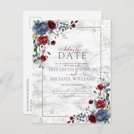 Licht Dusty Blue Burgundy Floral Vertraging Datum Aankondigingskaart (Voorkant / Achterkant)