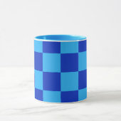 Licht en donkerblauw checker ontwerp mok (Midden)