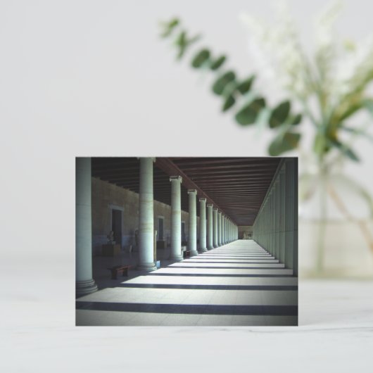 Licht en schaduwen in het Museum van Agora in Briefkaart (Staand voorkant)