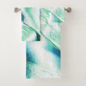 Licht gekleurd van metaal, groen tot blauw bad handdoek (Insitu)