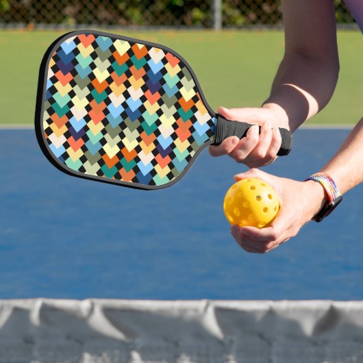 Licht gekleurde diamanten pickleball paddle (Insitu)