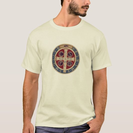 Licht gekleurde T-shirt met de St. Benedict-medail (Voorkant)