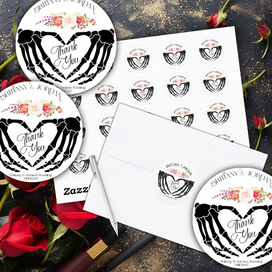 Licht gotisch skelet handen bruiloft ronde sticker