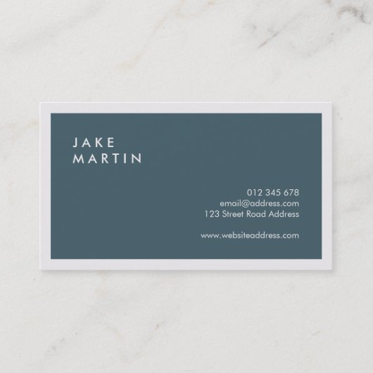 Licht grijs en blauw professioneel modern visitekaartje (Achterkant)