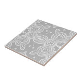 Licht grijs en wit  elegant Damaspatroon Tegeltje (Zijkant)