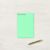 Licht groen om lijst te doen post-it® notes (Op bureau)