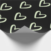 Licht groen op zwarte handgetekende harten cadeaupapier (Hoek)