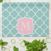 Licht groen Quatrefoil roze Monogram Theedoek (Gevouwen)