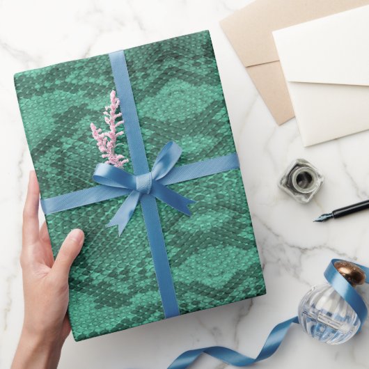 Licht groene slang huidafdruk cadeaupapier (Geschenken)
