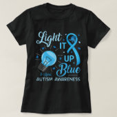 Licht het blauwe autisme bewustzijn op Puzzle Mann T-shirt (Design voorkant)