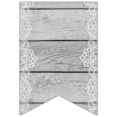 Licht houten paneel met witte kant. vlaggetjes (Eerste vlag)