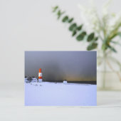 Licht huis in wintersneeuw briefkaart (Staand voorkant)