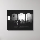 Licht in de duisternis (Thuis komt) Canvas Afdruk (Voorkant)