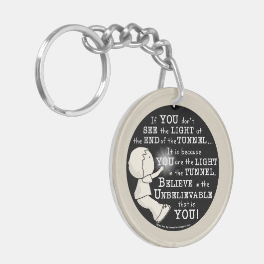 Licht in de tunnel sleutelhanger (Voorkant Links)