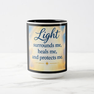 Licht omringt me, geneest me en beschermt me. tweekleurige koffiemok