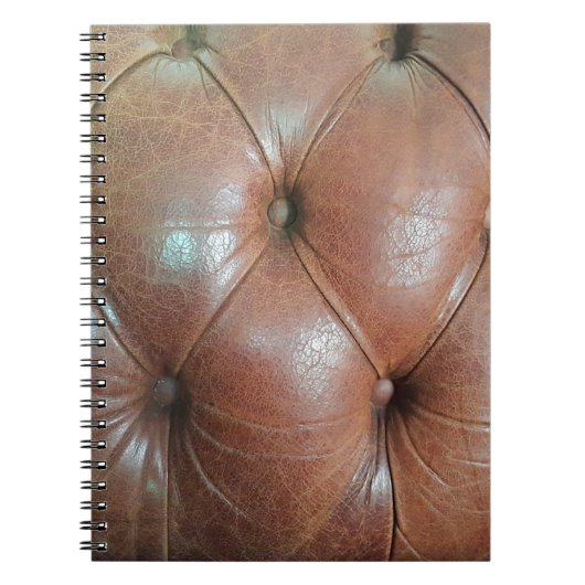 Licht op bruin lederen zachteroppervlak, textureab notitieboek (Voorkant)
