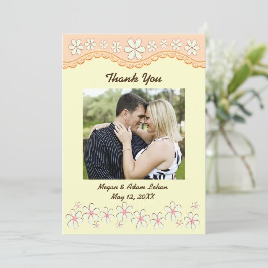 Licht Oranje Zes Petal Bloem Dank je platte Kaart (Staand voorkant)