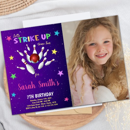 Licht Paarse Bowling Birthday Uitnodigingen met fo