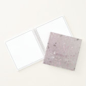 Licht roze Roos Gold Glitter Monogram Naam Michell Notitieboek (Binnen)