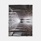 Licht, schaduwen en symmetrie - sepia fleece deken (Voorkant)