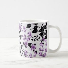 Licht violet bloemenpatroon ontwerp koffiemok