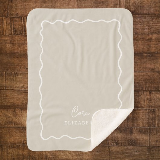Lichtbeige Wavy Border Monogrammed Sherpa Deken