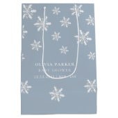 Lichtblauw Boho Winter Sneeuwvlok Baby shower Medium Cadeauzakje (Achterkant)