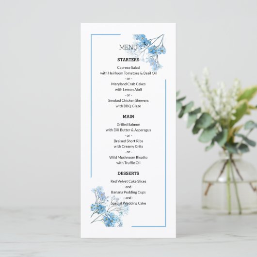 Lichtblauw botanisch bloemmotief bruiloft menu (Staand voorkant)