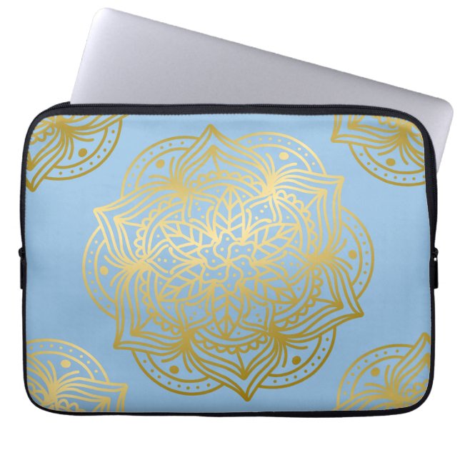 Lichtblauw en Goud Mandala Patroon Verpakking Papi Laptop Sleeve (Voorkant)