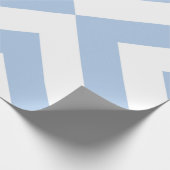 Lichtblauw en witte Chevrons Cadeaupapier (Hoek)