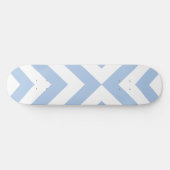 Lichtblauw en witte Chevrons Skateboard (Horizontaal)