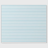 Lichtblauw en witte strepen cadeaupapier (Vlak)