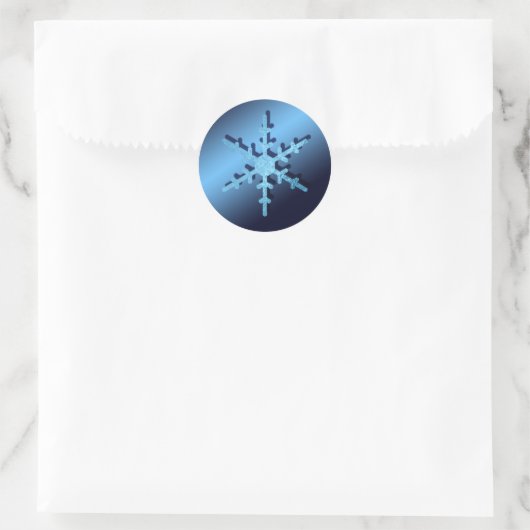 Lichtblauw Metallic Look Snowflake Ronde Sticker (Tas)