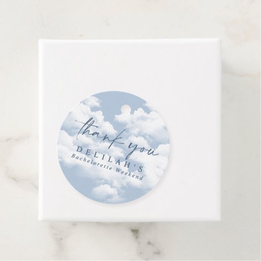 Lichtblauw "Op Wolken" Meisjesweekend Bedankjes Labels (In situ)